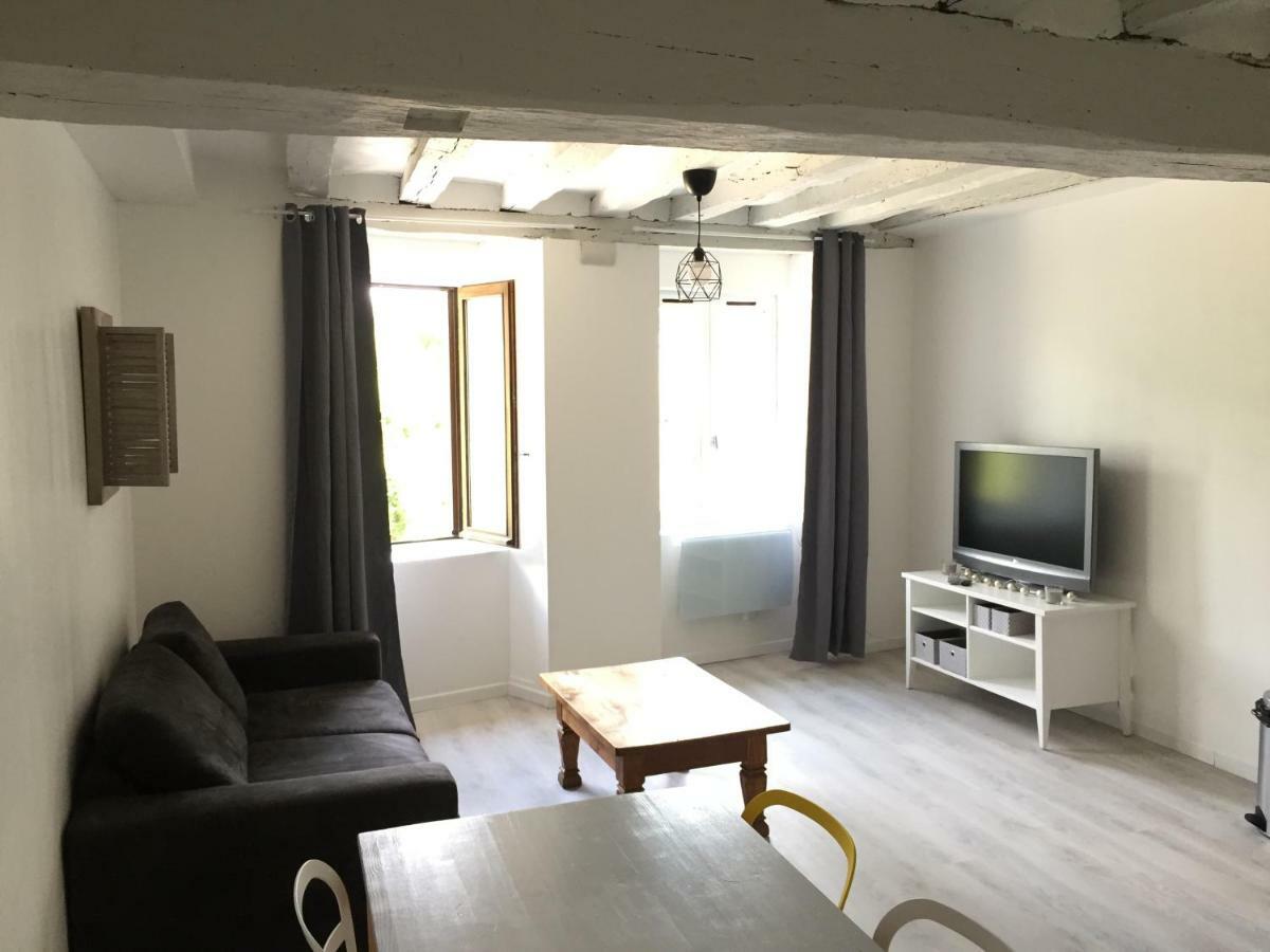 Appartement Au Coeur De La Cite Medievale Provins Dış mekan fotoğraf